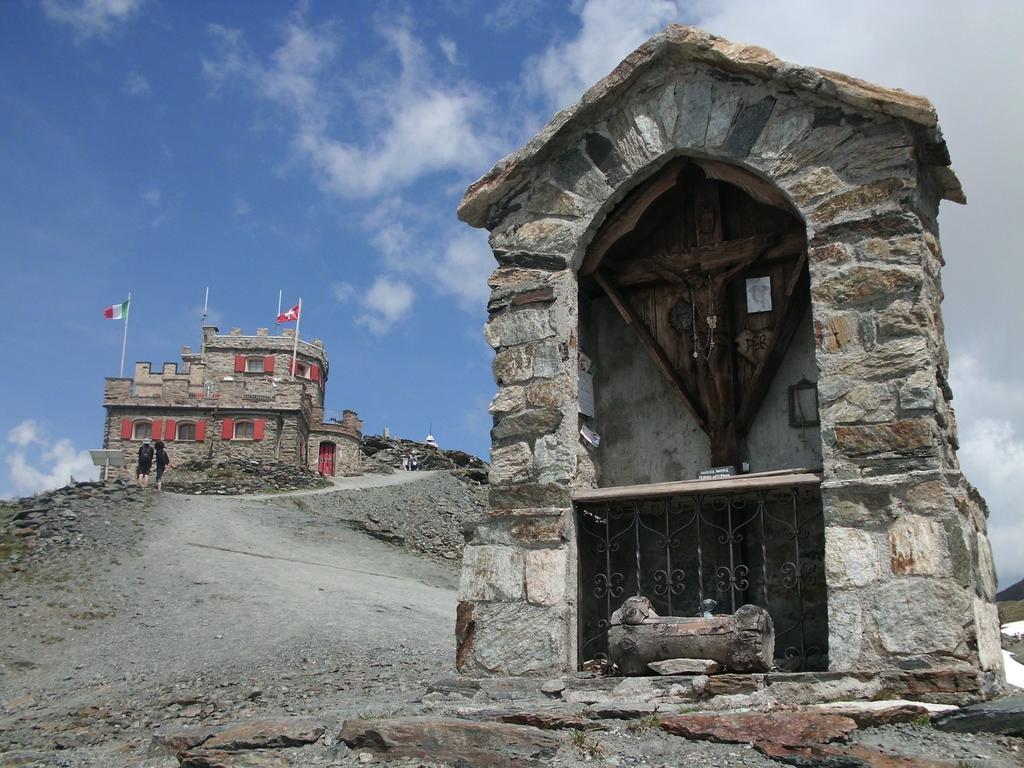 فندق باسو ستيلفيوفي  Rifugio Garibaldi المظهر الخارجي الصورة
