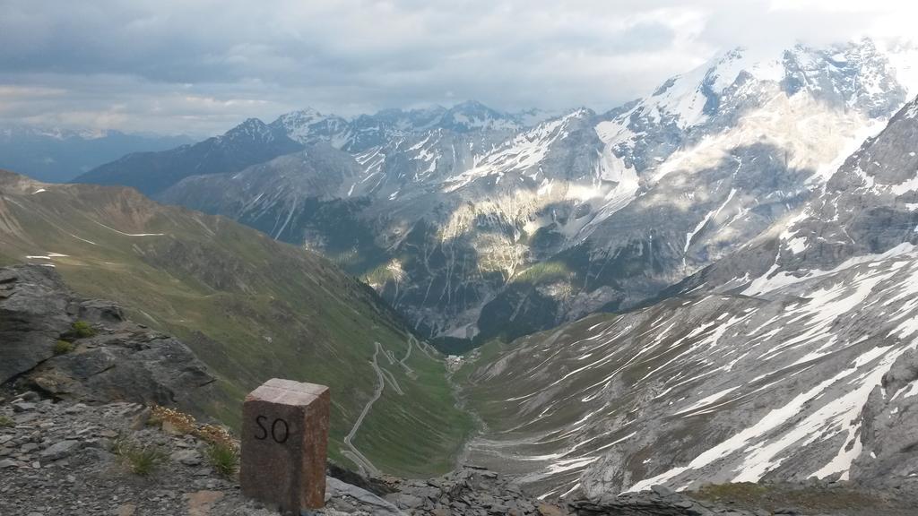 فندق باسو ستيلفيوفي  Rifugio Garibaldi المظهر الخارجي الصورة