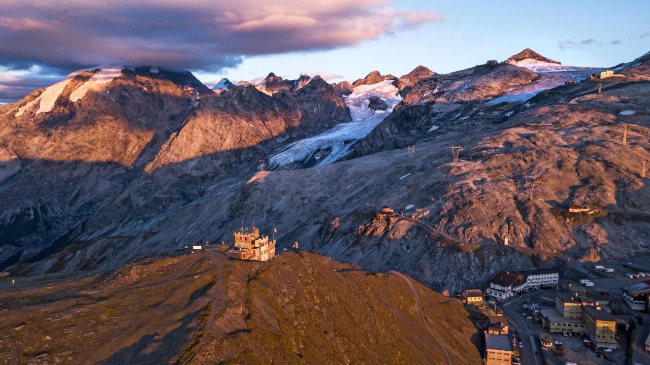 فندق باسو ستيلفيوفي  Rifugio Garibaldi المظهر الخارجي الصورة