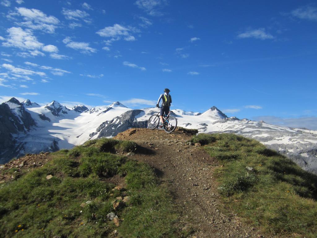 فندق باسو ستيلفيوفي  Rifugio Garibaldi المظهر الخارجي الصورة